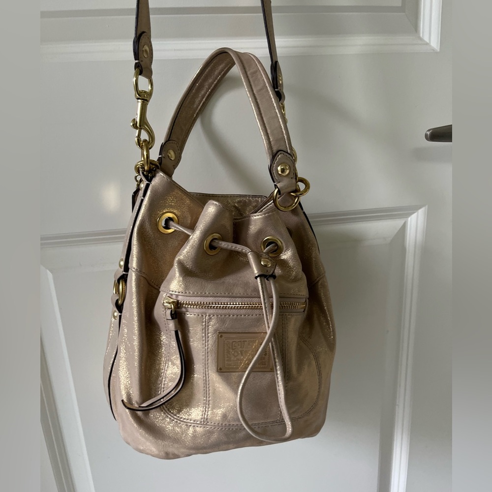 Coach Poppy bucket purse never used excellent condition w/ dust bag